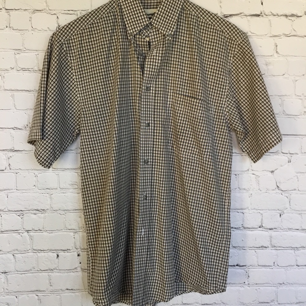WRANGLER SHORT SLEEVE BUTTON DOWN SIZE SMALL